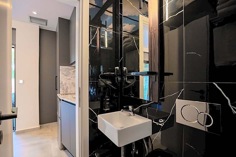 Sylvia Camping & Luxury Suites, Panel Hospitality Homes & Villas