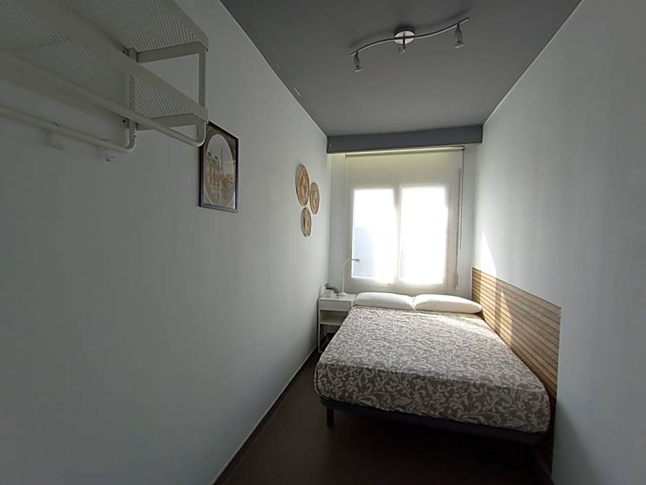 Plaza Universitat Private Rooms