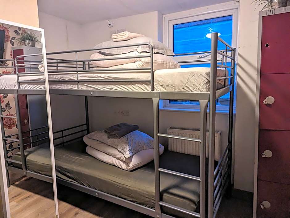 Hostel Rooms In Camden