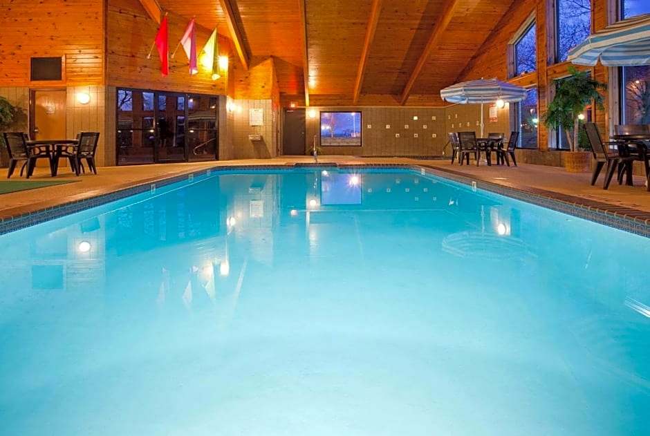 AmericInn by Wyndham Hayward