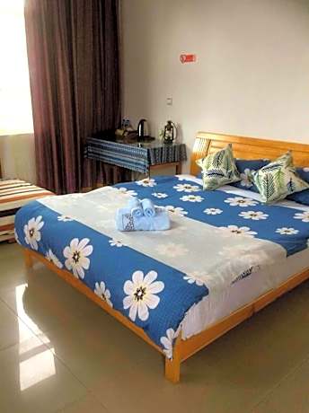 Garden View Queen Room