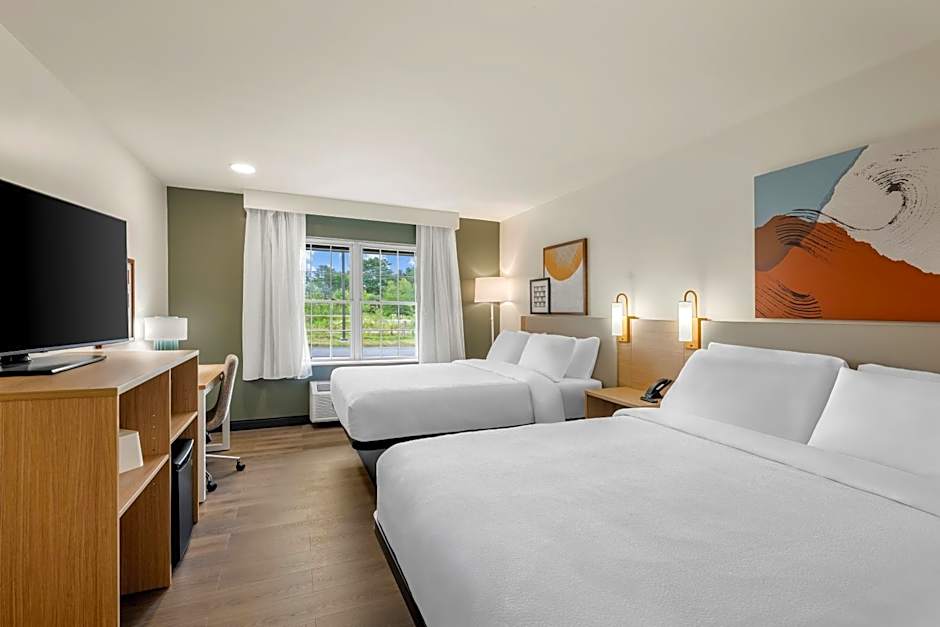 Spark by Hilton Freeport