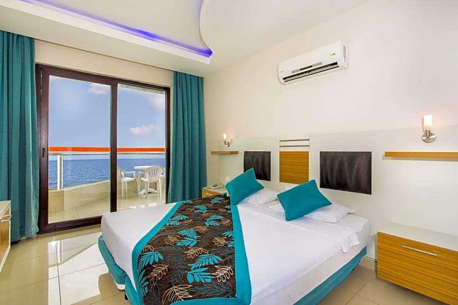 Kleopatra Ada Beach Hotel