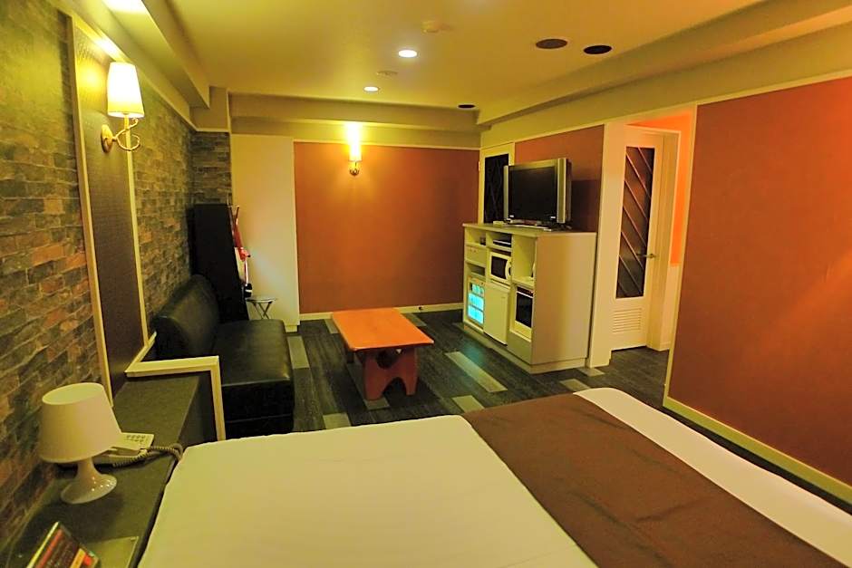 Hotel GOLF III Atsugi (Adult Only)