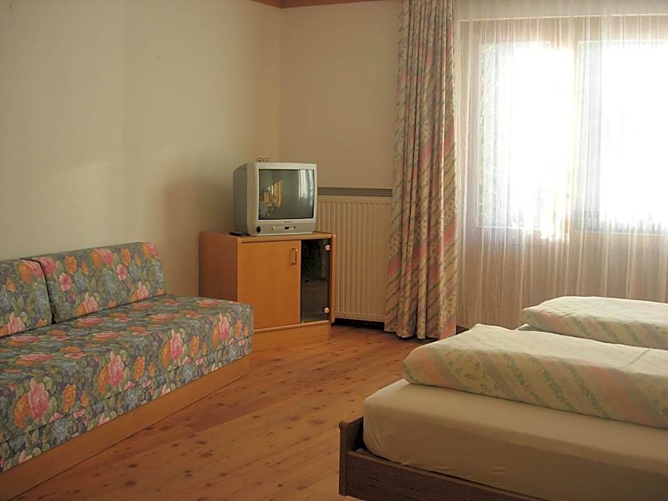 Photo 1 of 33 of Apartment, Ground Floor