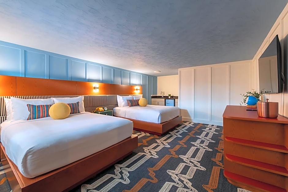 Ogunquit Hotel and Suites