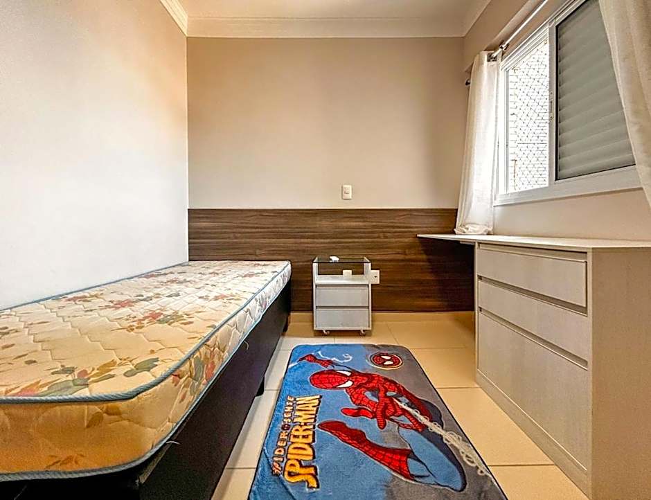 Otimo apto de frente para Praia do Boqueirao SP