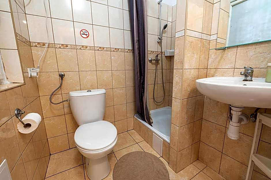 Trzy Kafki Private Rooms