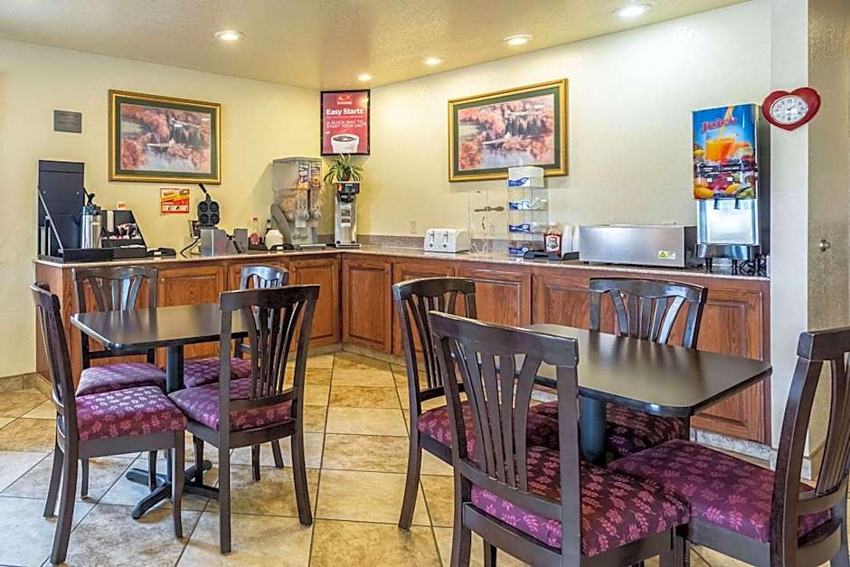Econo Lodge Inn & Suites Searcy