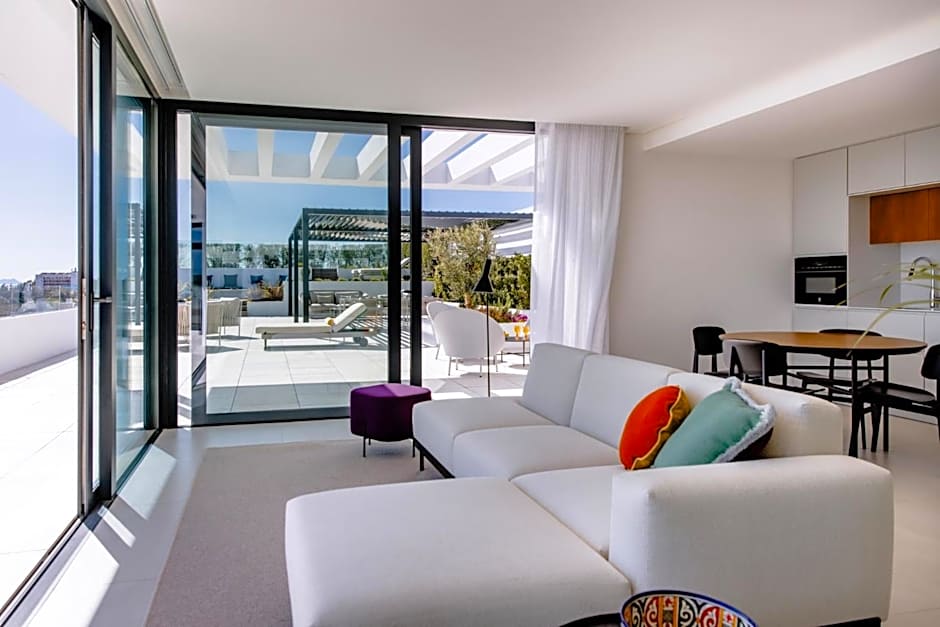 THE FLAG HOTEL Marbella, Estepona Adult Recommended