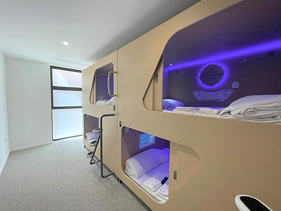 Urban Cube Hostel Sevilla