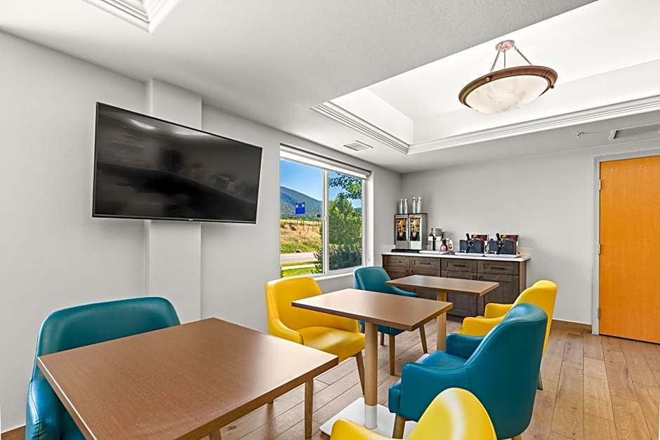 Comfort Inn & Suites Glenwood Springs On The River