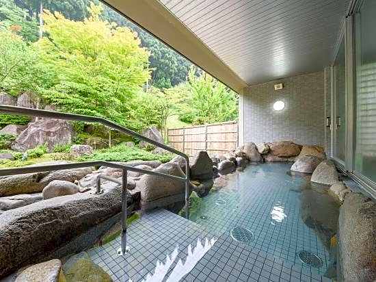 Higashiyama Onsen Maple Plaza