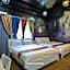 Ken's Backpackers Hotel