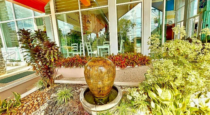 Peak Boutique City Hotel Krabi