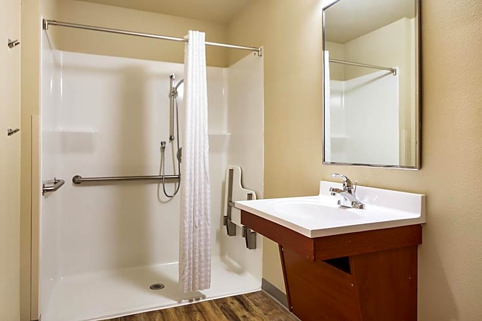 Econo Lodge Burlington I-70