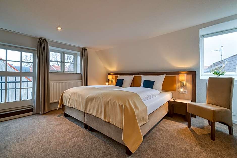 Photo 1 of 7 of Triple Room