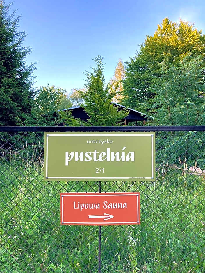 Pustelnia Supraśl - domki nad rzeką