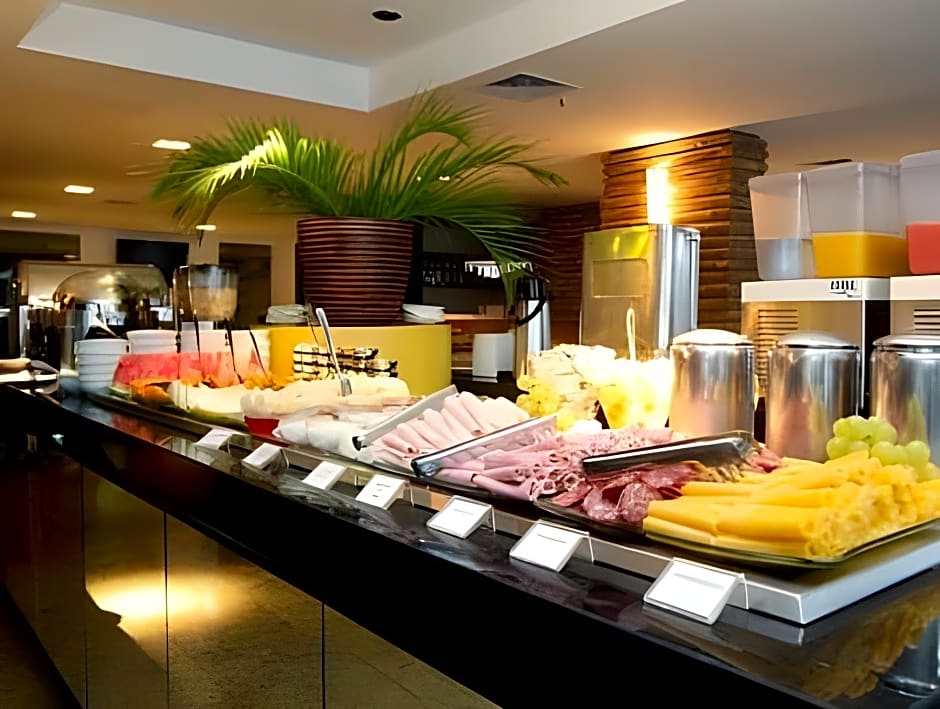 San Marino Suite Hotel