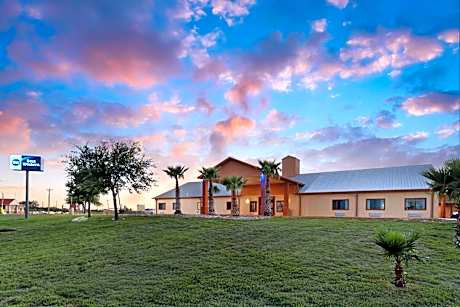 Best Western Hebbronville Inn