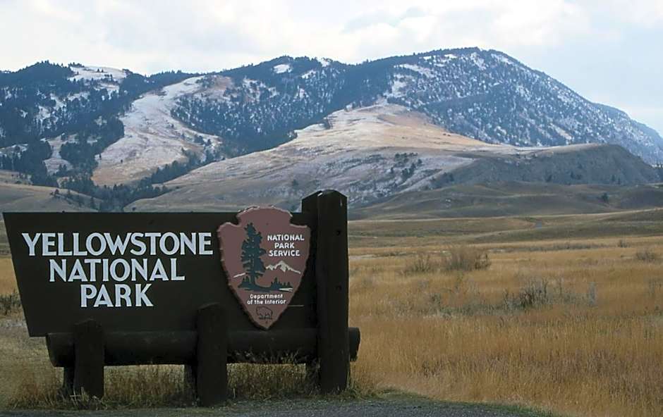 MountainView Lodge and Suites