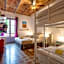 Primavera Hostel