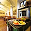 Hotel Selsky Dvur - Bohemian Village Courtyard