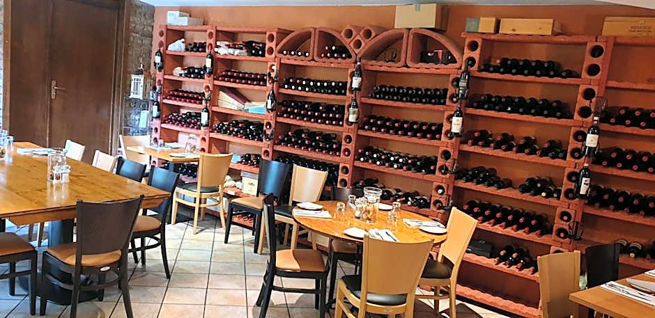 Osteria-Hotel-Centovini