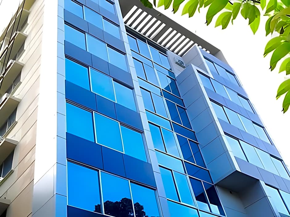 Hotel Orchard Suites