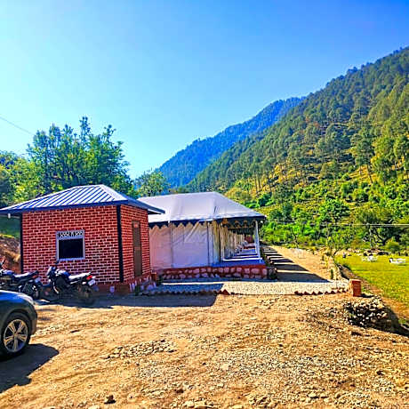 Hill Springs Resort And Cafe