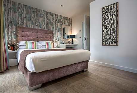 Signature 3 Bedroom Lodge - Dog Friendly