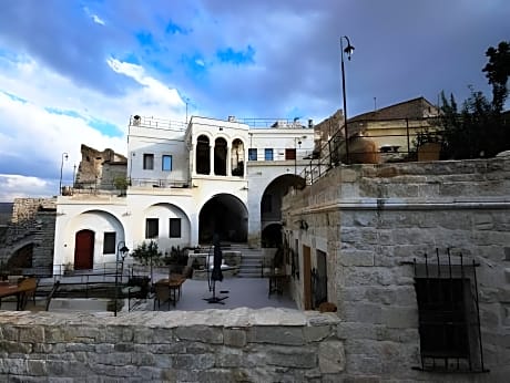 Meleklerevi Cave Hotel