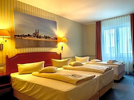 Superior Room with 1 Double Bed