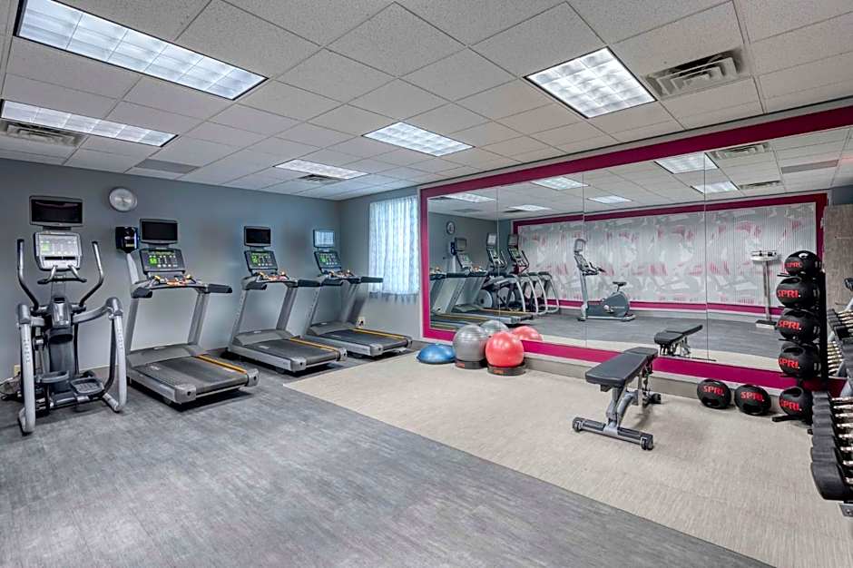 Crowne Plaza Indianapolis-Airport By IHG