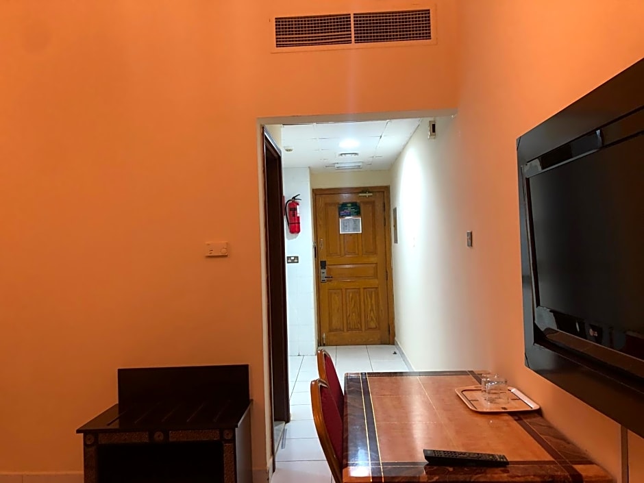 New Royal Mark Hotel Apartment