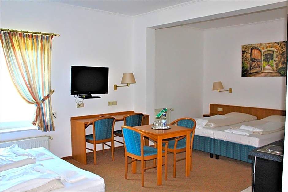 Photo 1 of 9 of Quadruple Room