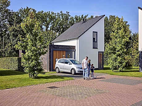 Bungalow in Limburg with Gourmet Kitchen