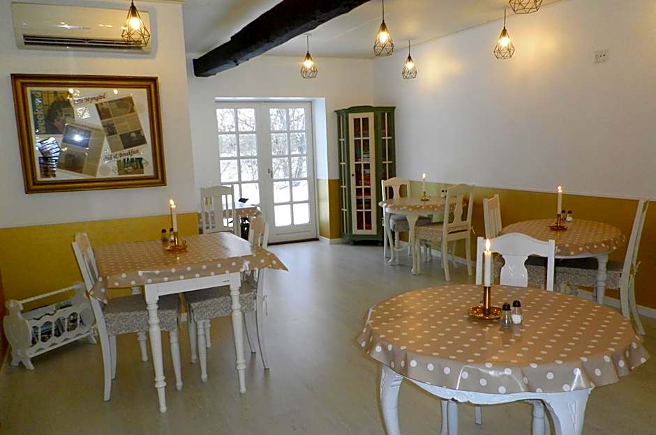 Myregaard B & B and Apartments