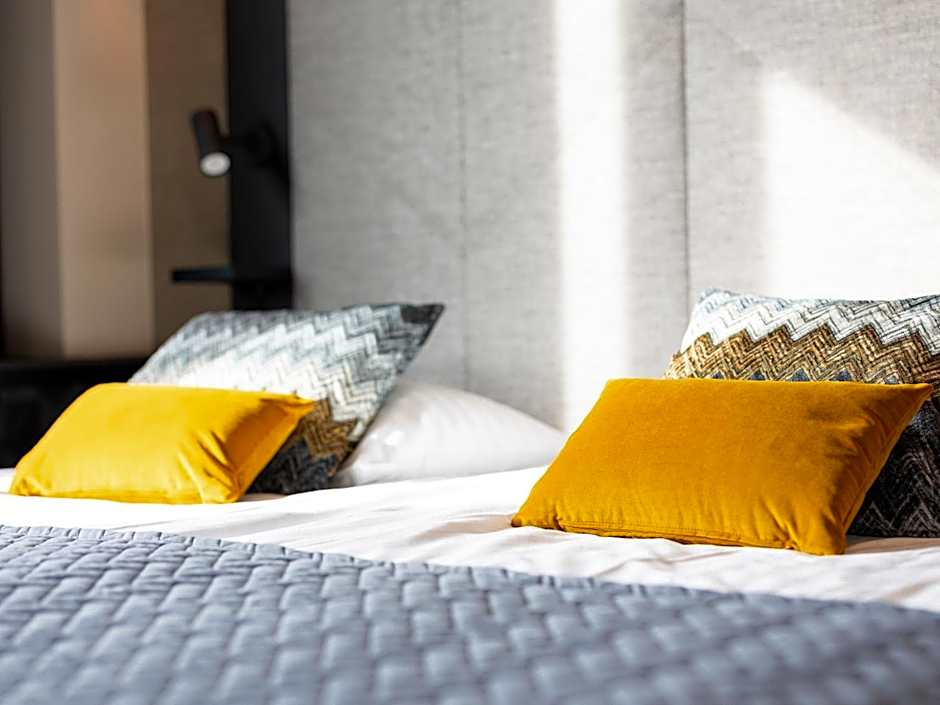 Santa's Hotel Santa Claus