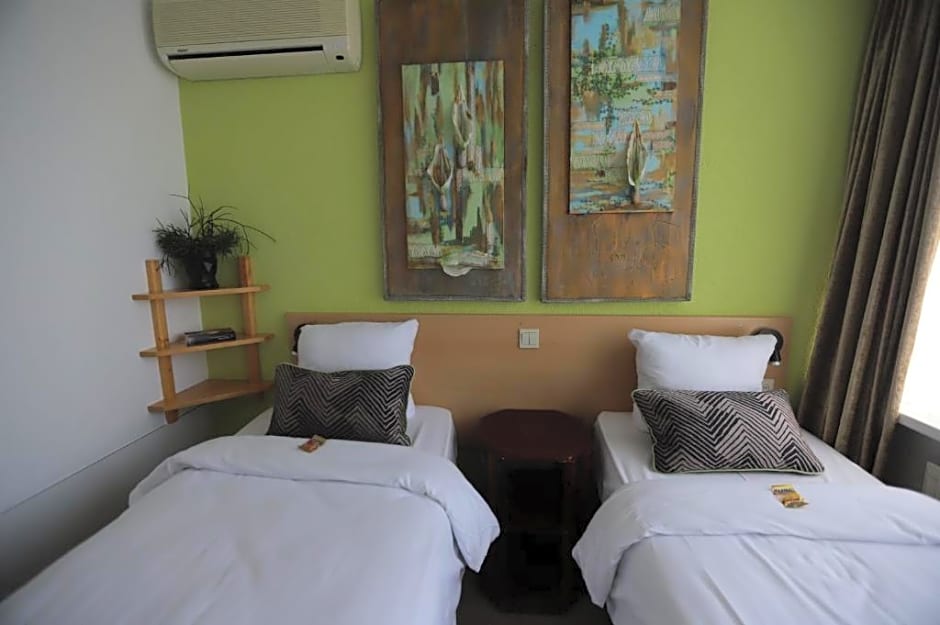 Jupiter Hotel