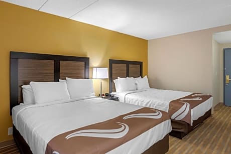 Queen Suite with Two Queen Beds - Non-Smoking