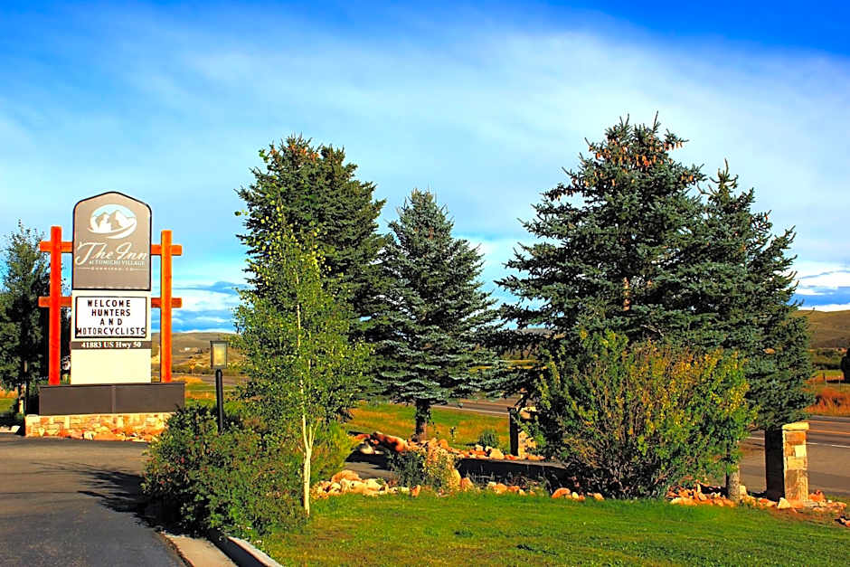 The Inn at Tomichi Village