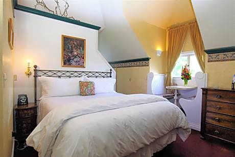 King Room with Balcony