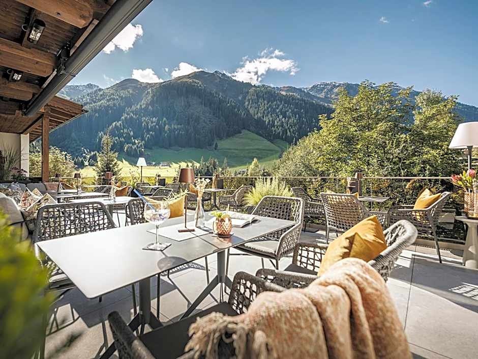 Hotel Bergkristall Zillertal - Adults Only