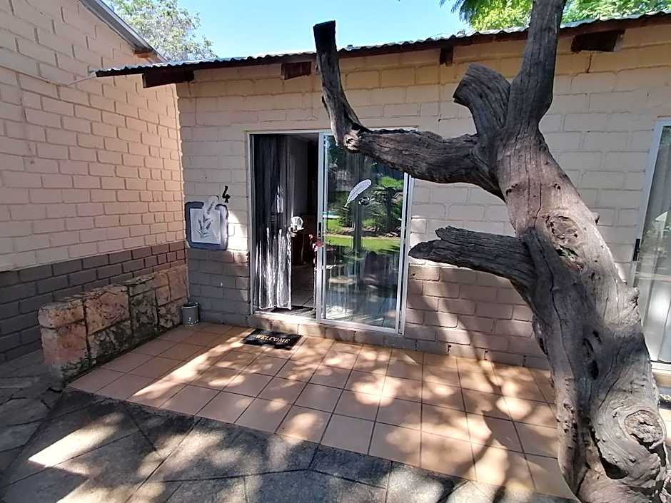 Guinea Feather Country Lodge & Spa