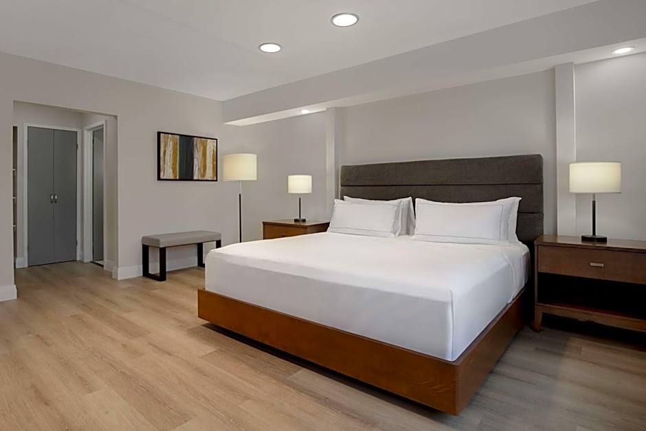 DoubleTree by Hilton London Ontario