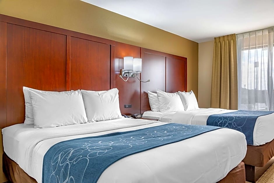 Comfort Suites Savannah Gateway I-95