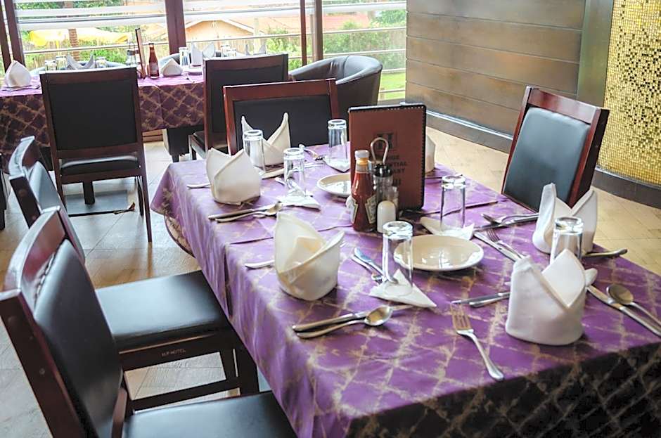 Hillside Plaza Hotel