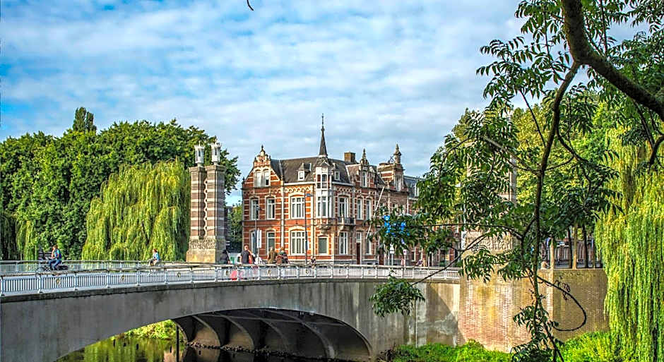 Bossche Suites Stationsweg