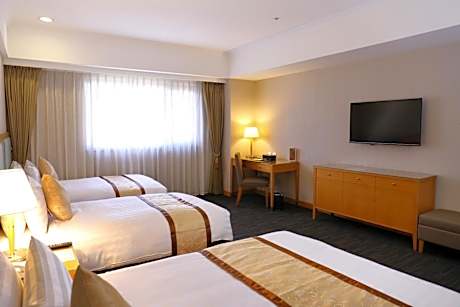 Standard Family Room